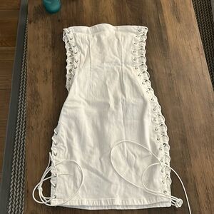 White denim tie dress edikted size xs